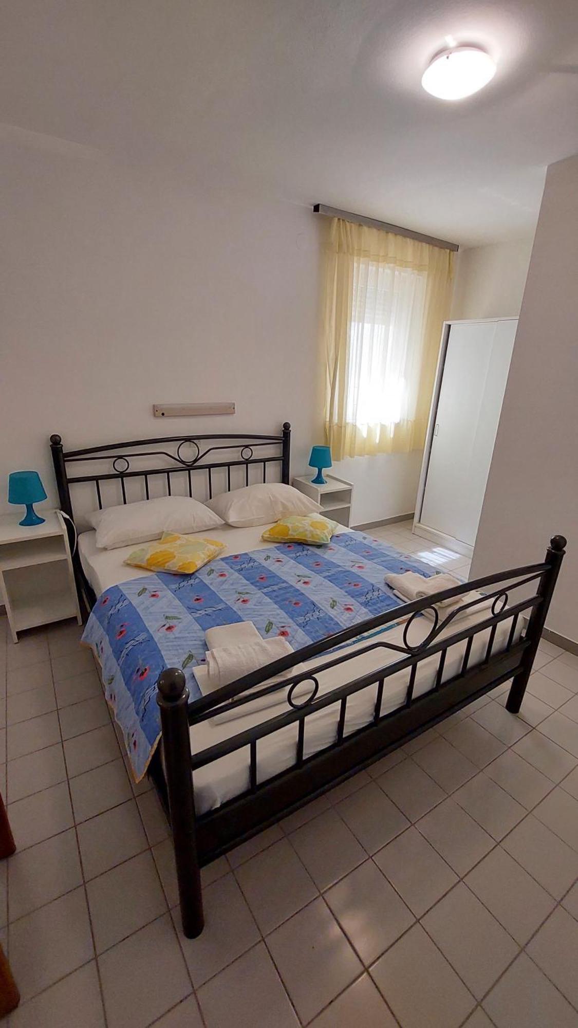 Apartment Olive House Rab Barbat na Rabu Exterior foto