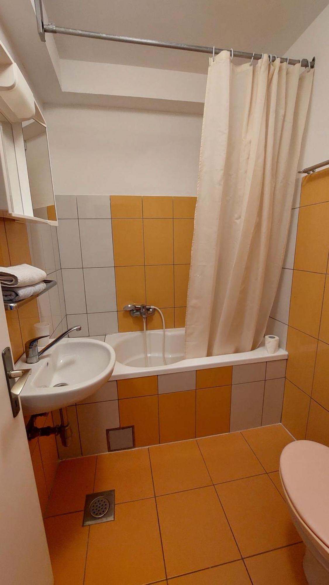 Apartment Olive House Rab Barbat na Rabu Quarto foto