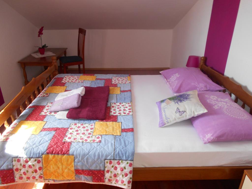Apartment Olive House Rab Barbat na Rabu Exterior foto