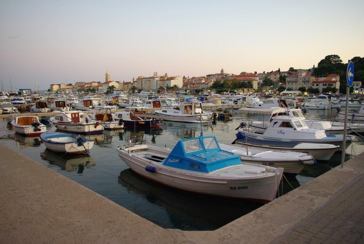 Apartment Olive House Rab Barbat na Rabu Exterior foto